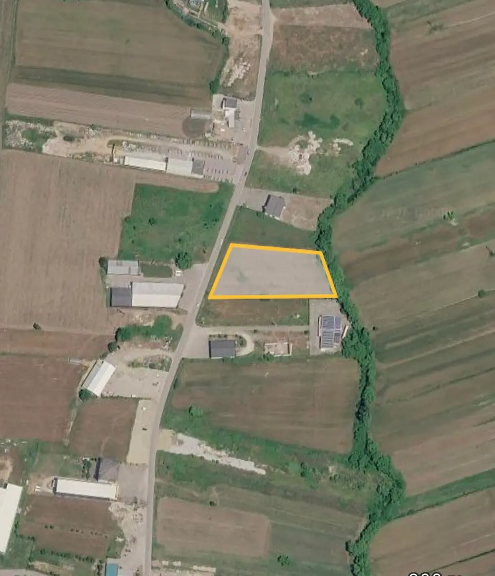 Tokë / Truall • 500m2